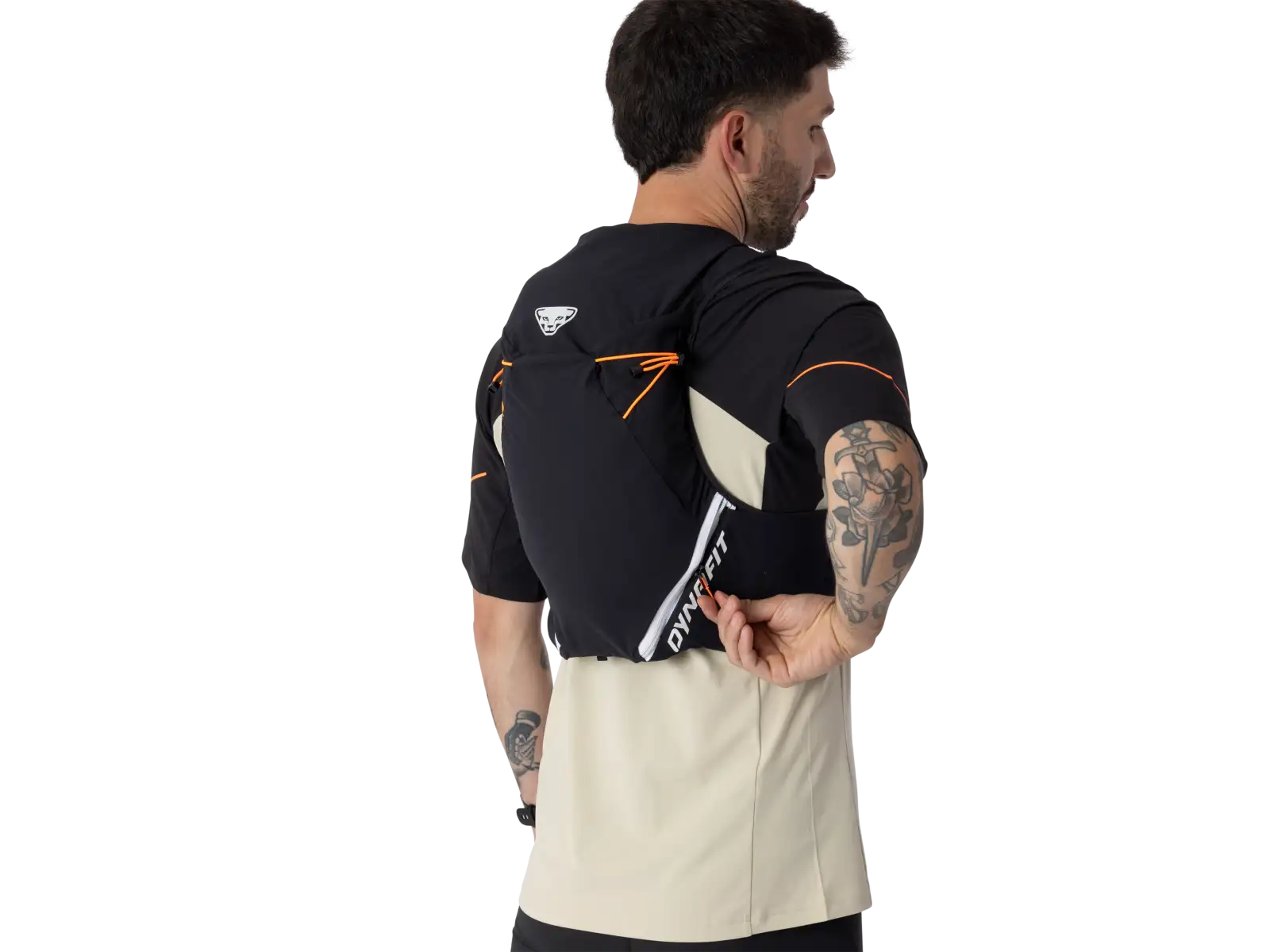 Dynafit Alpine 15 l běžecká vesta Black Out