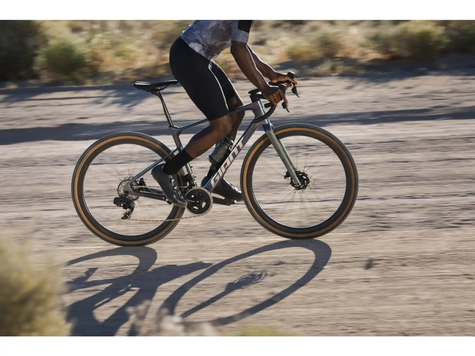 Giant Revolt Advanced Pro 0 gravel kolo Interstellar