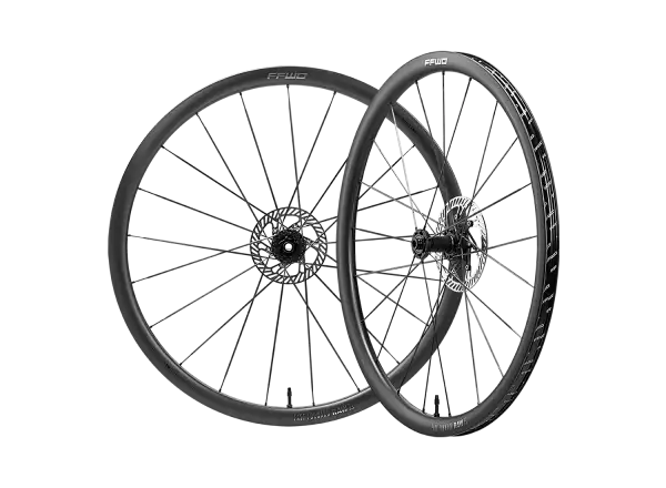 FFWD RAW CS 33 silniční vypletená kola Matt Black