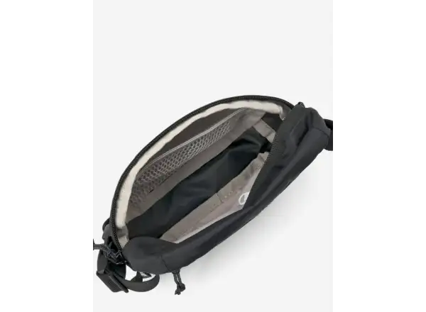 Aevor Hip Bag Move 1,5L taštička přes rameno/ledvinka Black