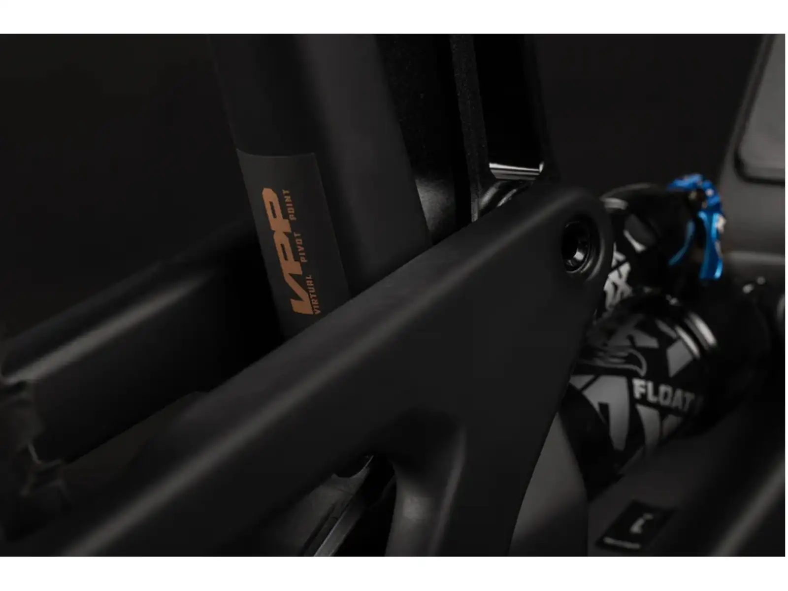 Santa Cruz Megatower 2 CC X0 AXS celoodpružené kolo Matte Carbon Black