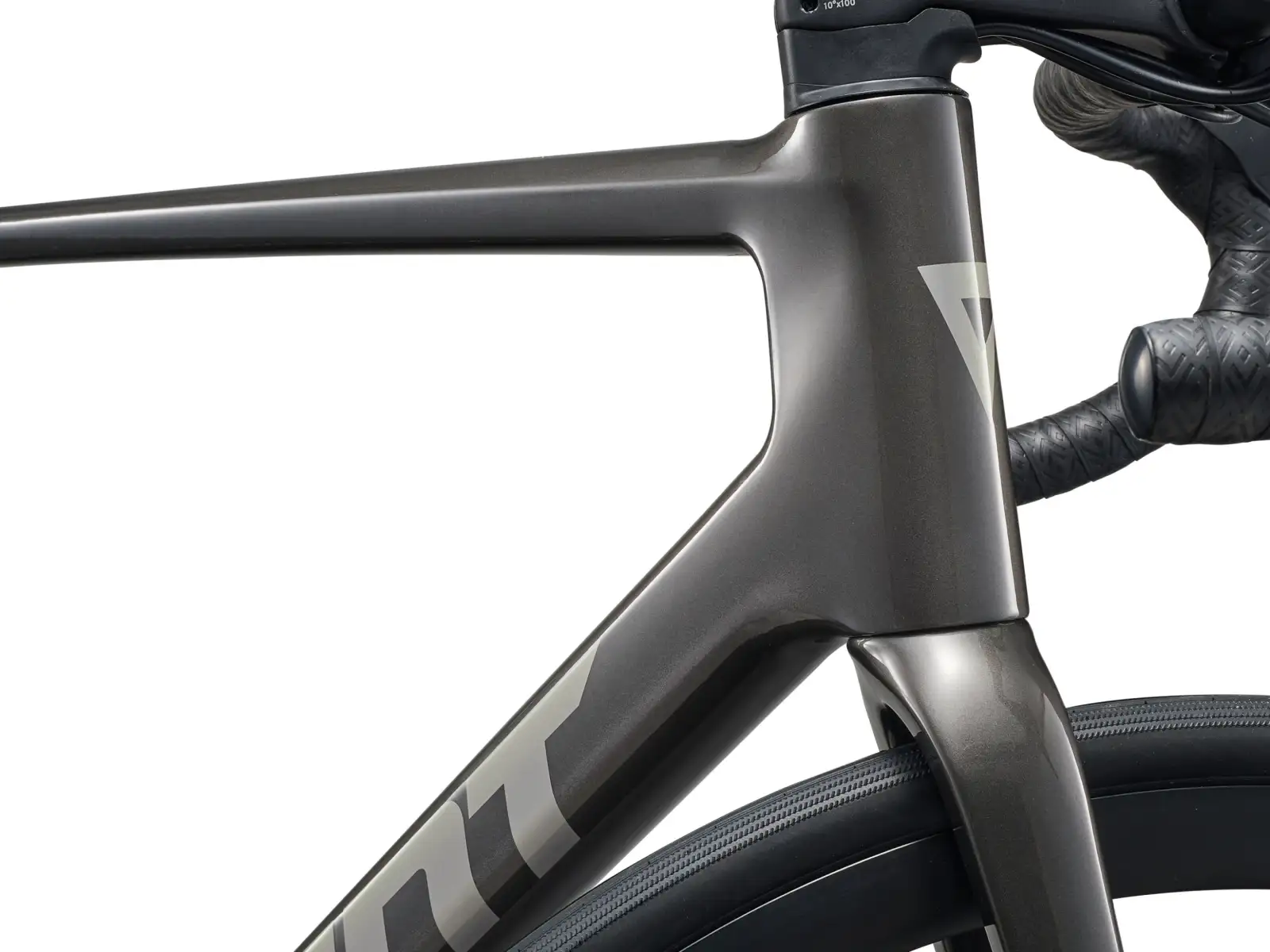 Giant TCR Advanced 2 KOM silniční kolo Stealth Chrome