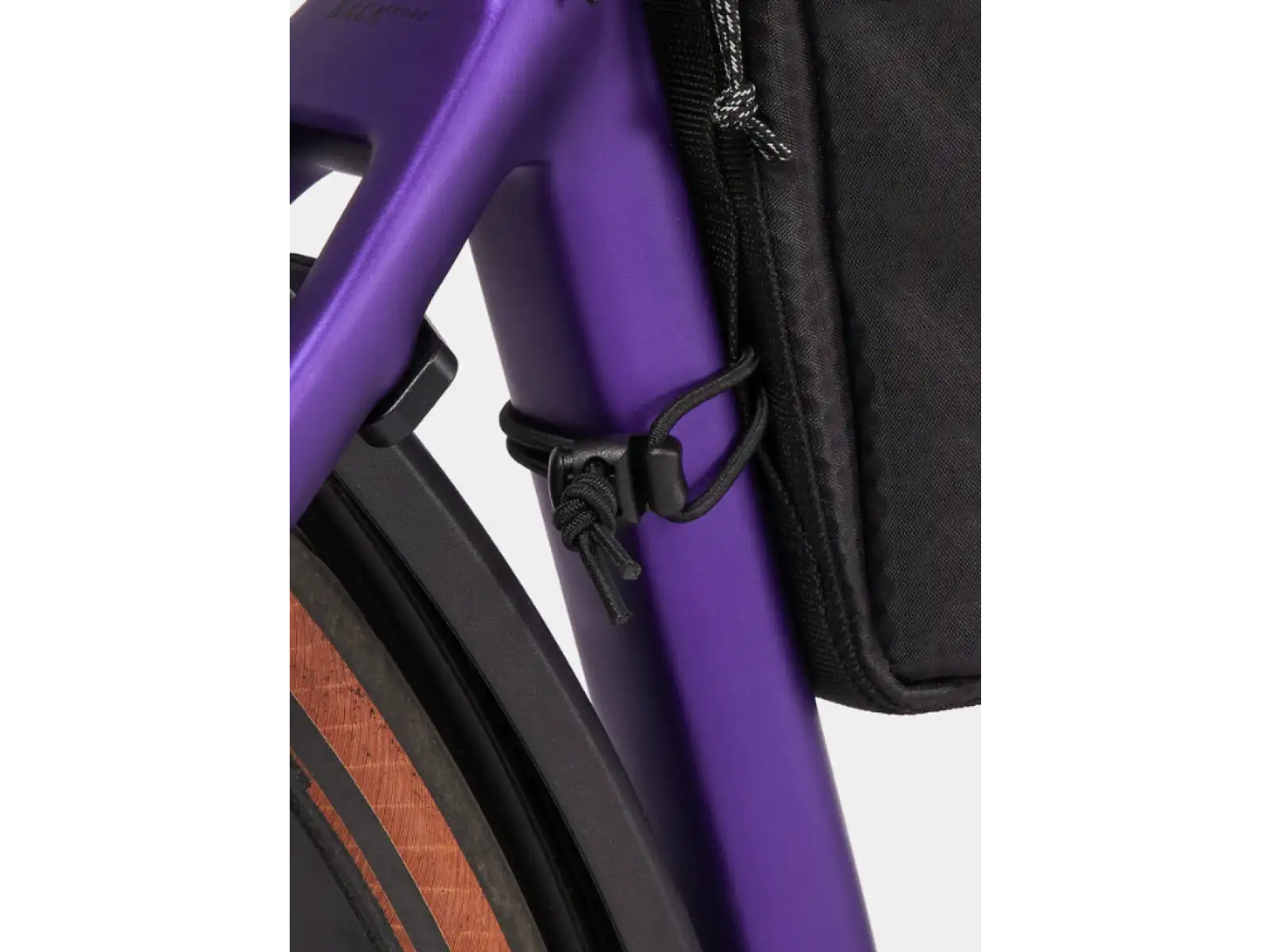 Aevor Bike Frame Bag  XL brašna do rámu / přes rameno Proof Black