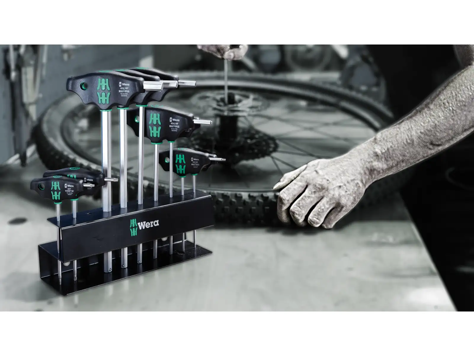 Wera Bicycle Set 6 Hex-Plus TORX šroubováky s T-rukojetí 10 ks se stojanem