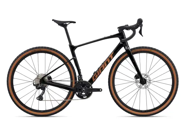 Giant Revolt Advanced 2 gravel kolo Carbon Smoke