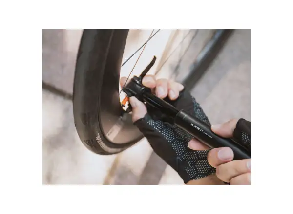 Topeak Roadie TT pumpa černá