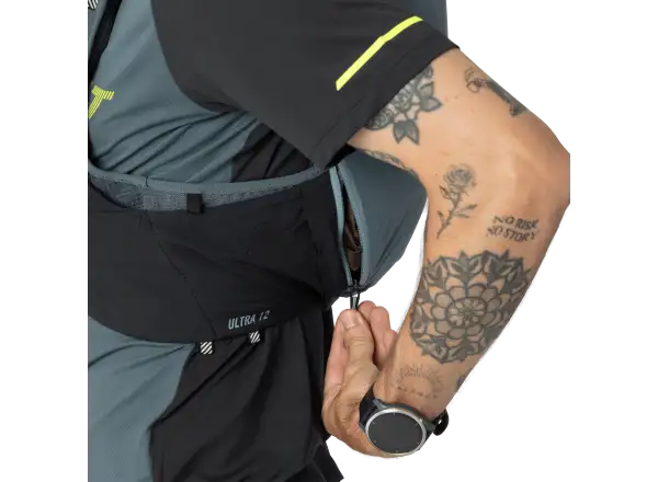Dynafit Ultra 12 běžecká vesta Cinder/Black Out