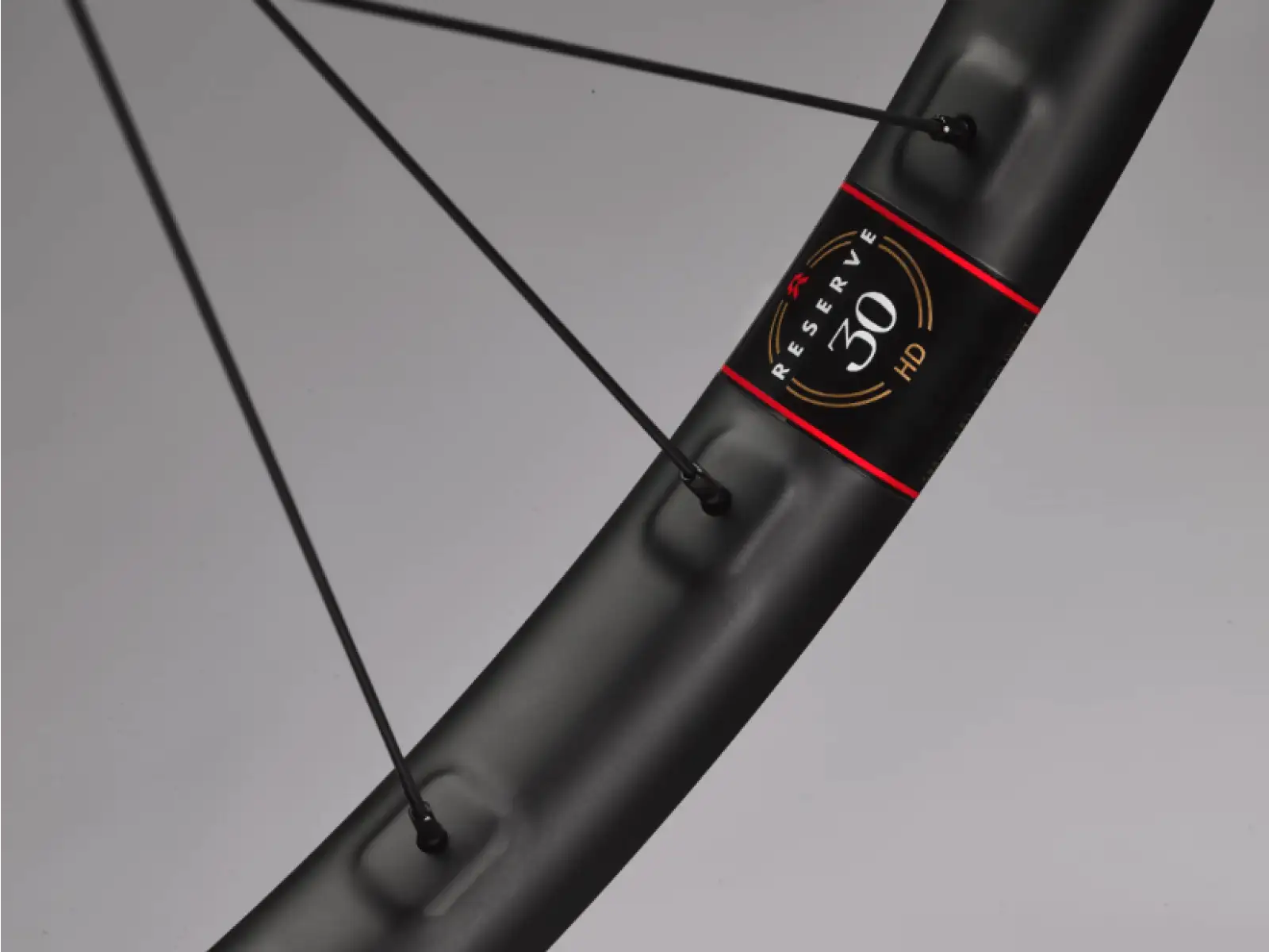 Reserve 30/HD 29" MTB karbonový ráfek 28 děr