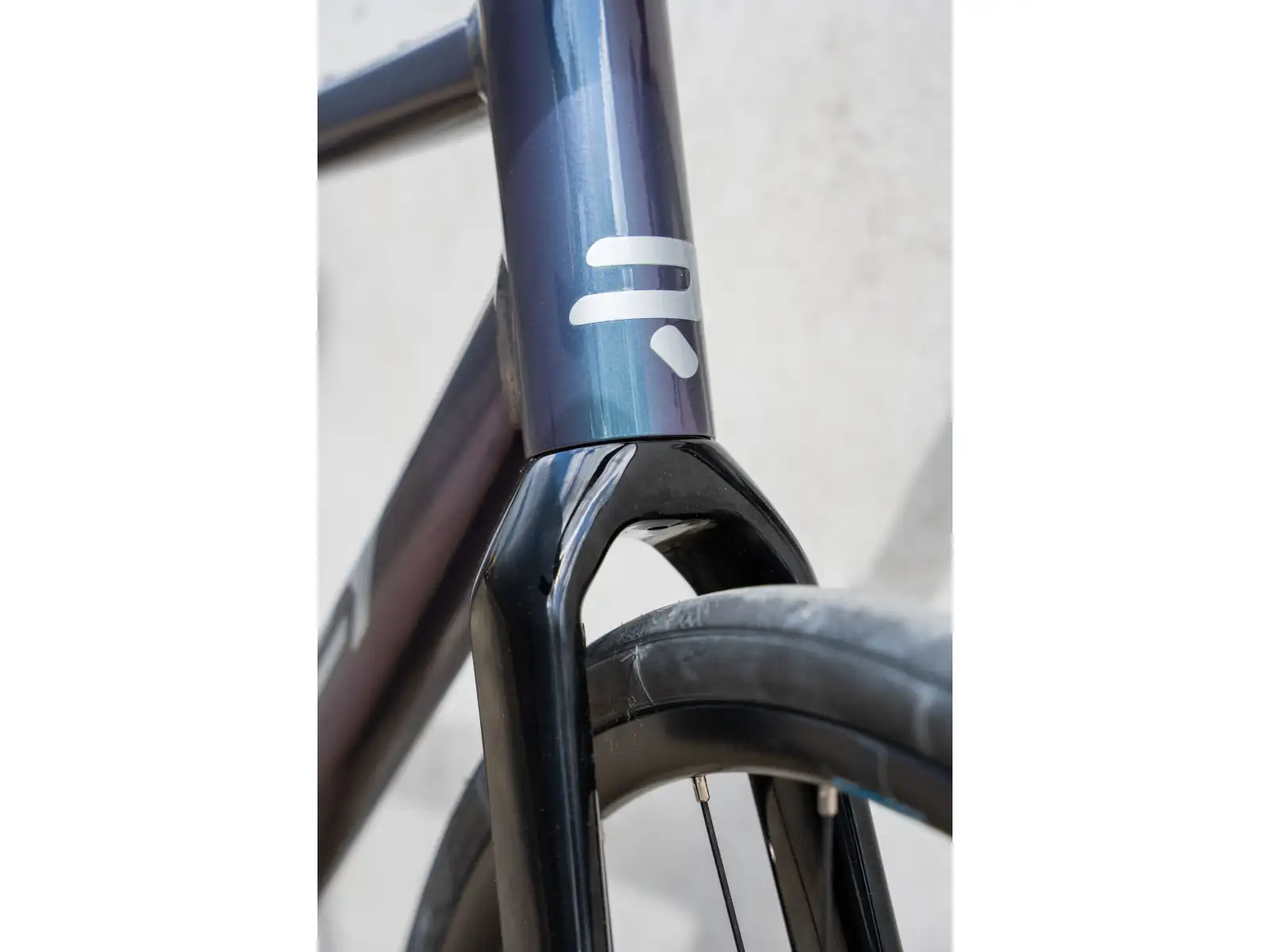 Ridley Grifn A 105 gravel kolo Dark Violet Cameleon