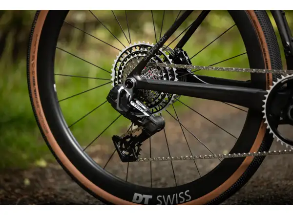 Superior XR 9.8 GR gravel kolo Matte Carbon/Gloss Black