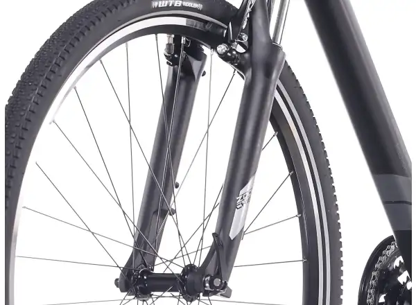 Rock Machine Rokk 30 trekingové kolo Matte Black