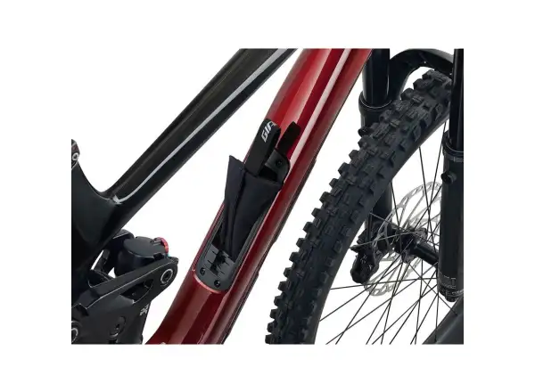 Giant Reign Advanced 2 celoodpružené horské kolo Sangria/Carbon