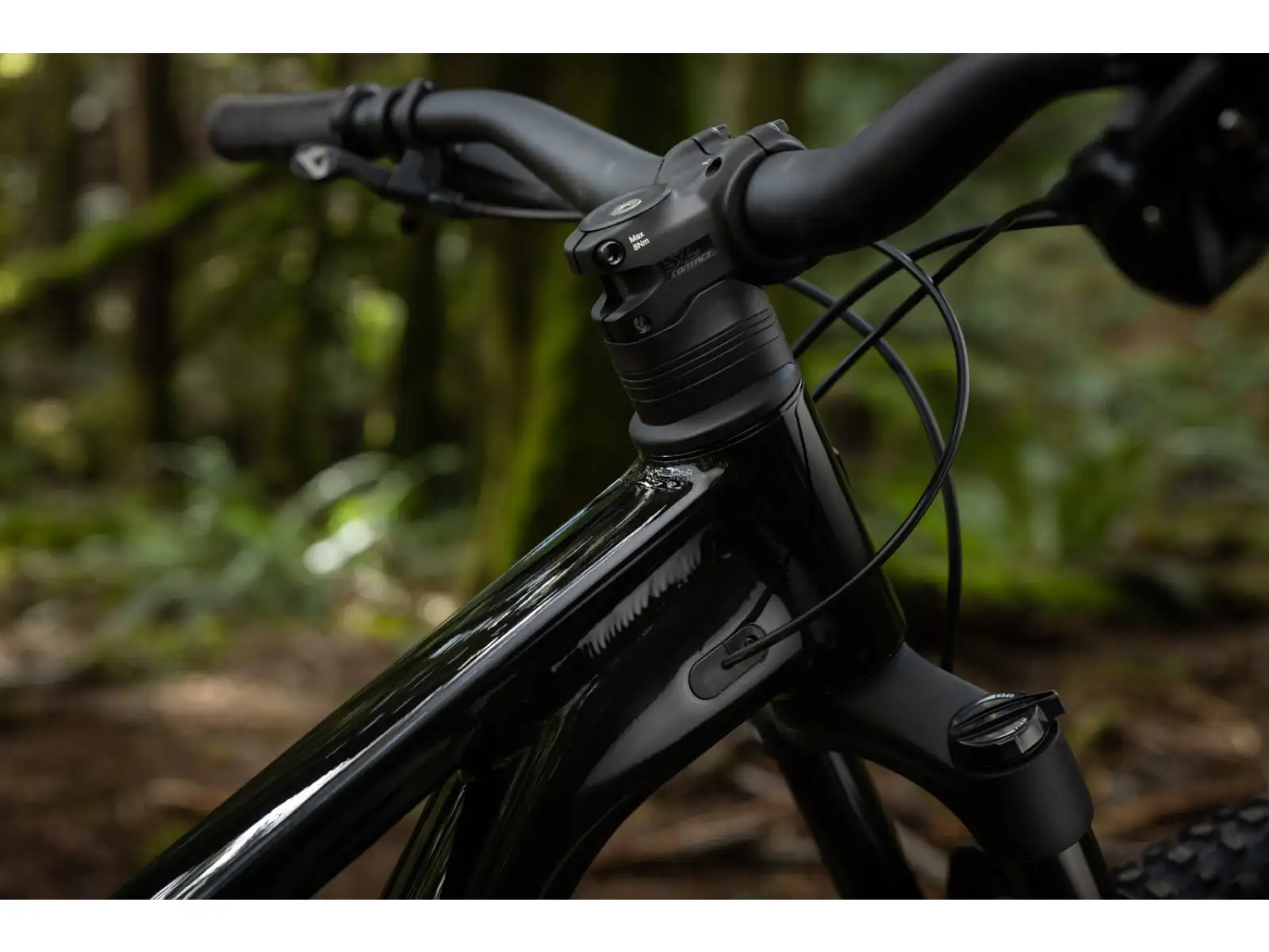 Giant Stance 2026 horské kolo Black