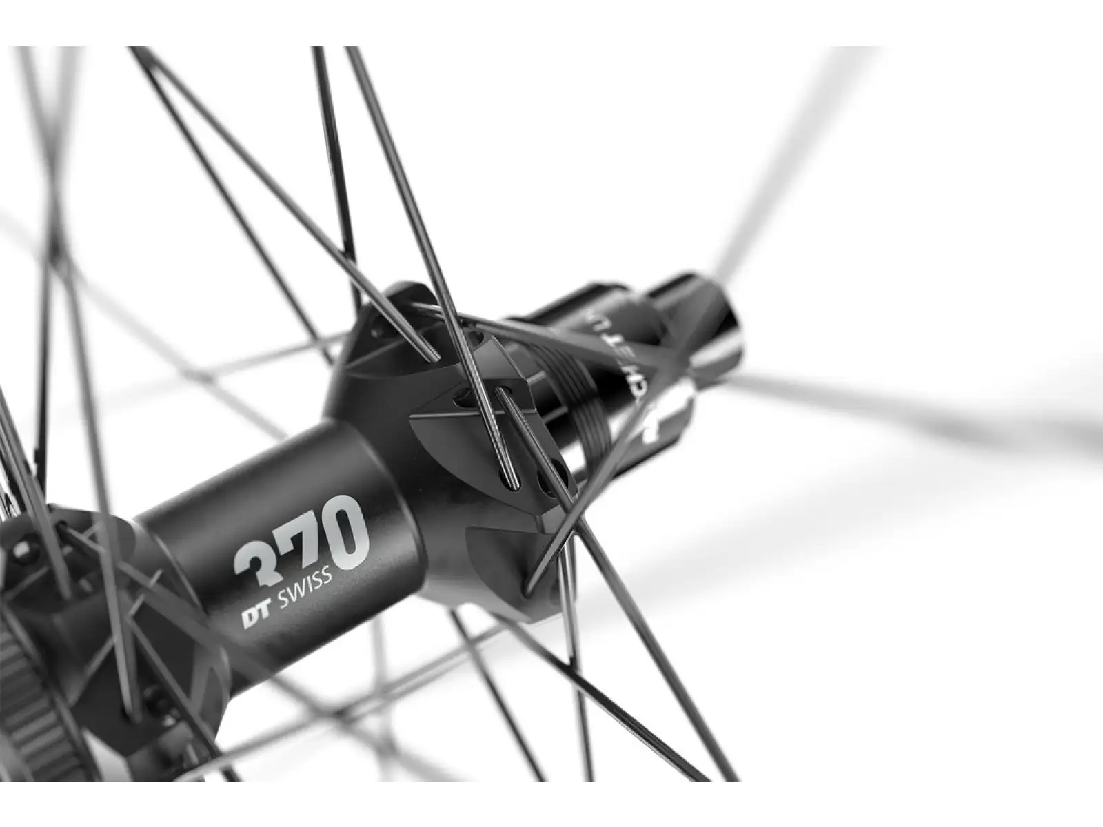 DT Swiss M 1900 Spline Boost 29" vypletená kola