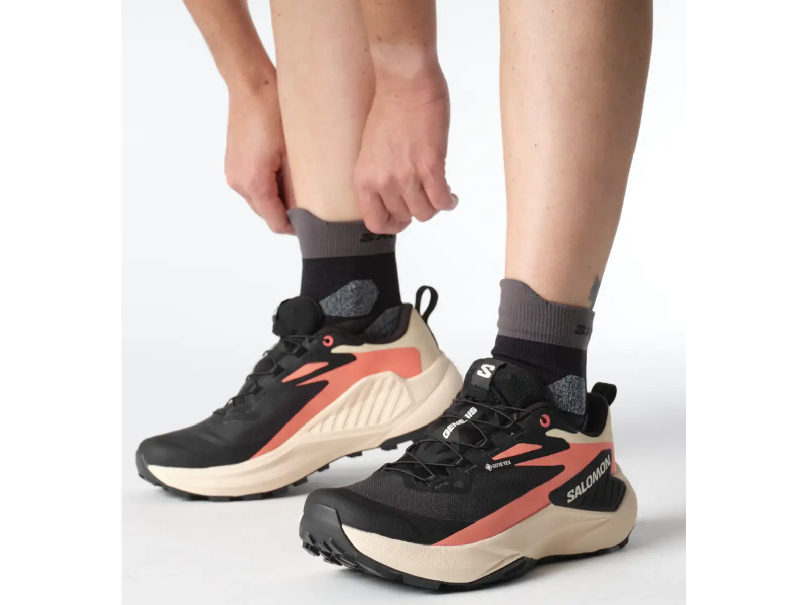 Salomon Genesis GTX dámská běžecká obuv Black/Tender
