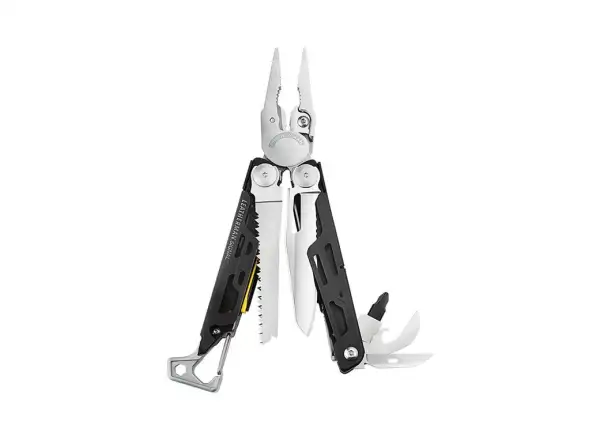 Leatherman Signal multitool