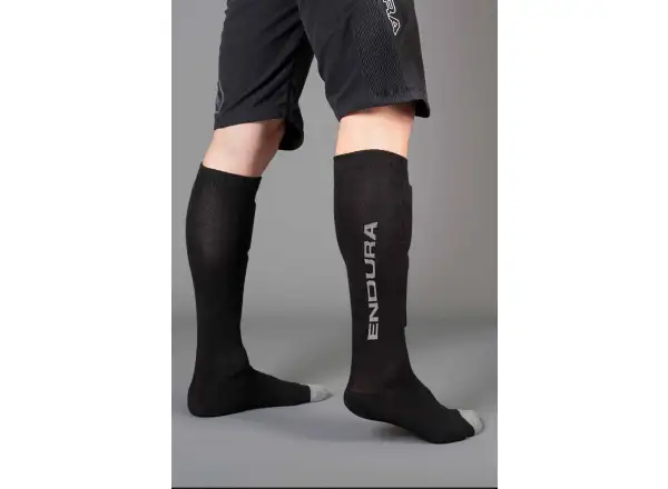 Endura SingleTrack Shin Guard ponožky Black