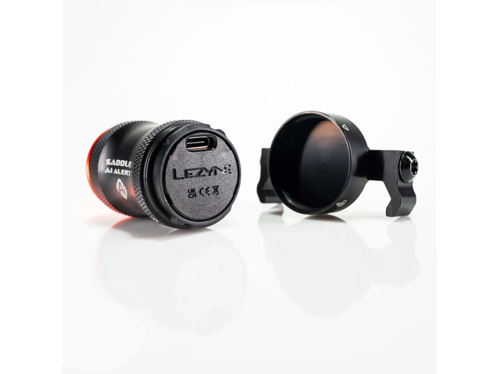 Lezyne Saddle Ai Alert 250 zadní světlo
