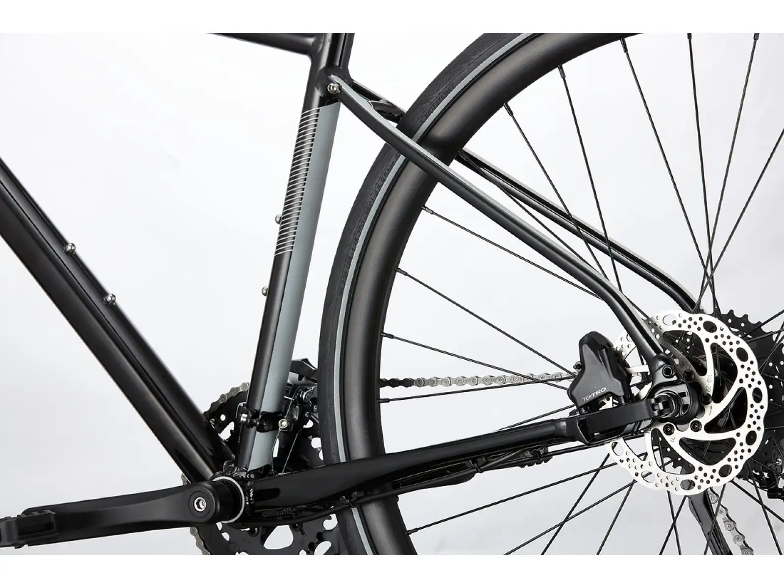 Cannondale Quick 3 trekingové kolo Black Pearl