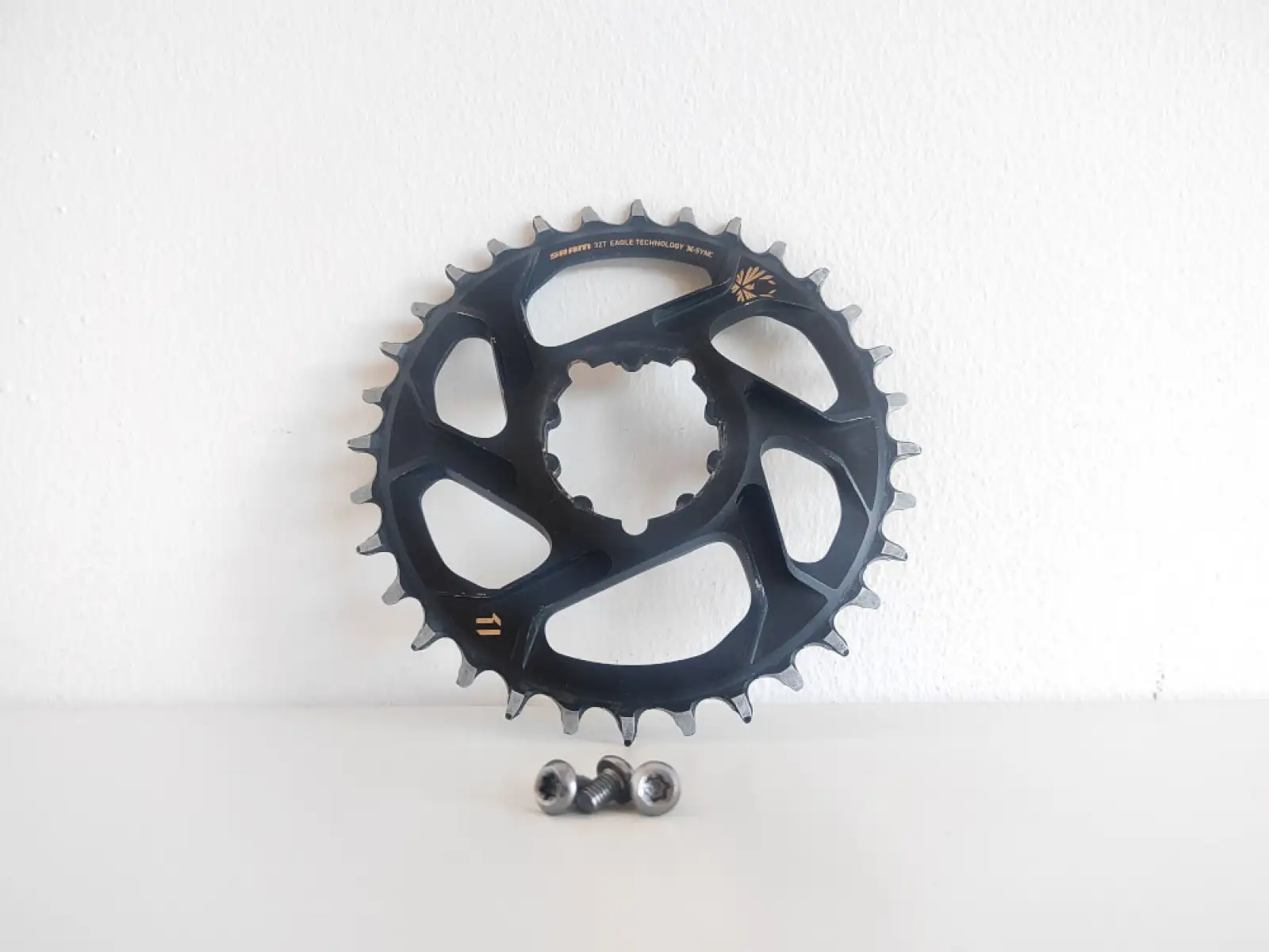 Sram Eagle X-sync Direct Mount 6 Offset Boost 12sp. převodník 32z. zlatý PROVĚŘENO