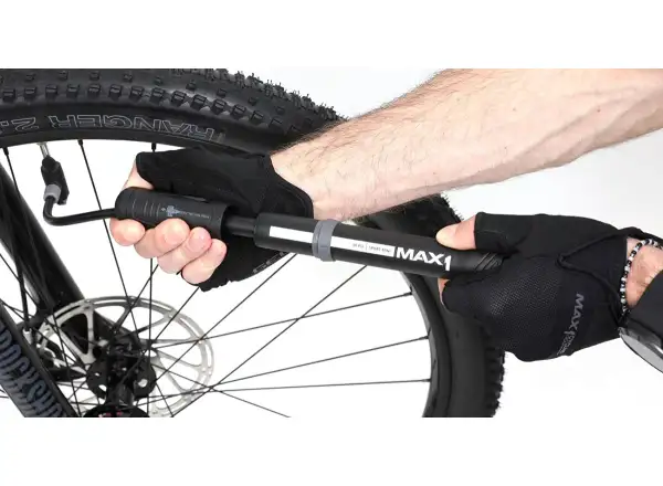 Max1 Sport mini pumpa černá