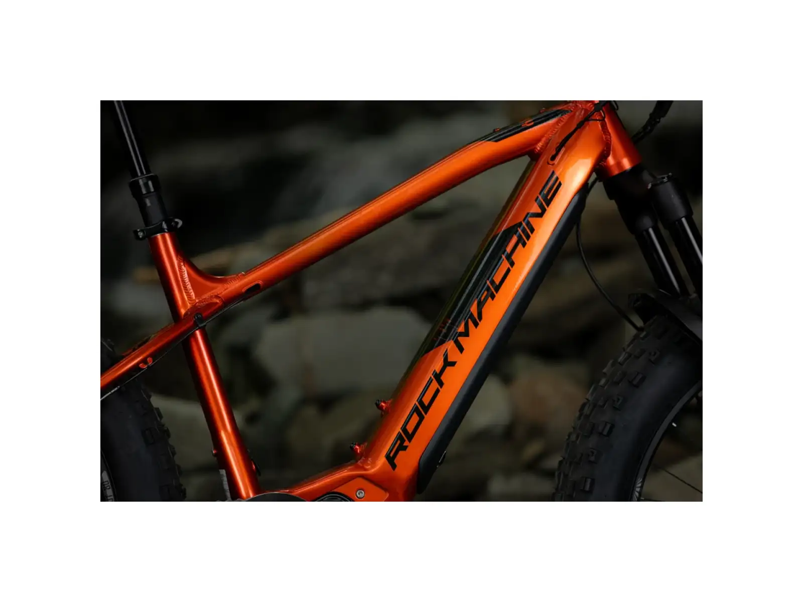 Rock Machine VYÖRY e90-26 fatbike elektrokolo Metallic Orange/Black VZOREK