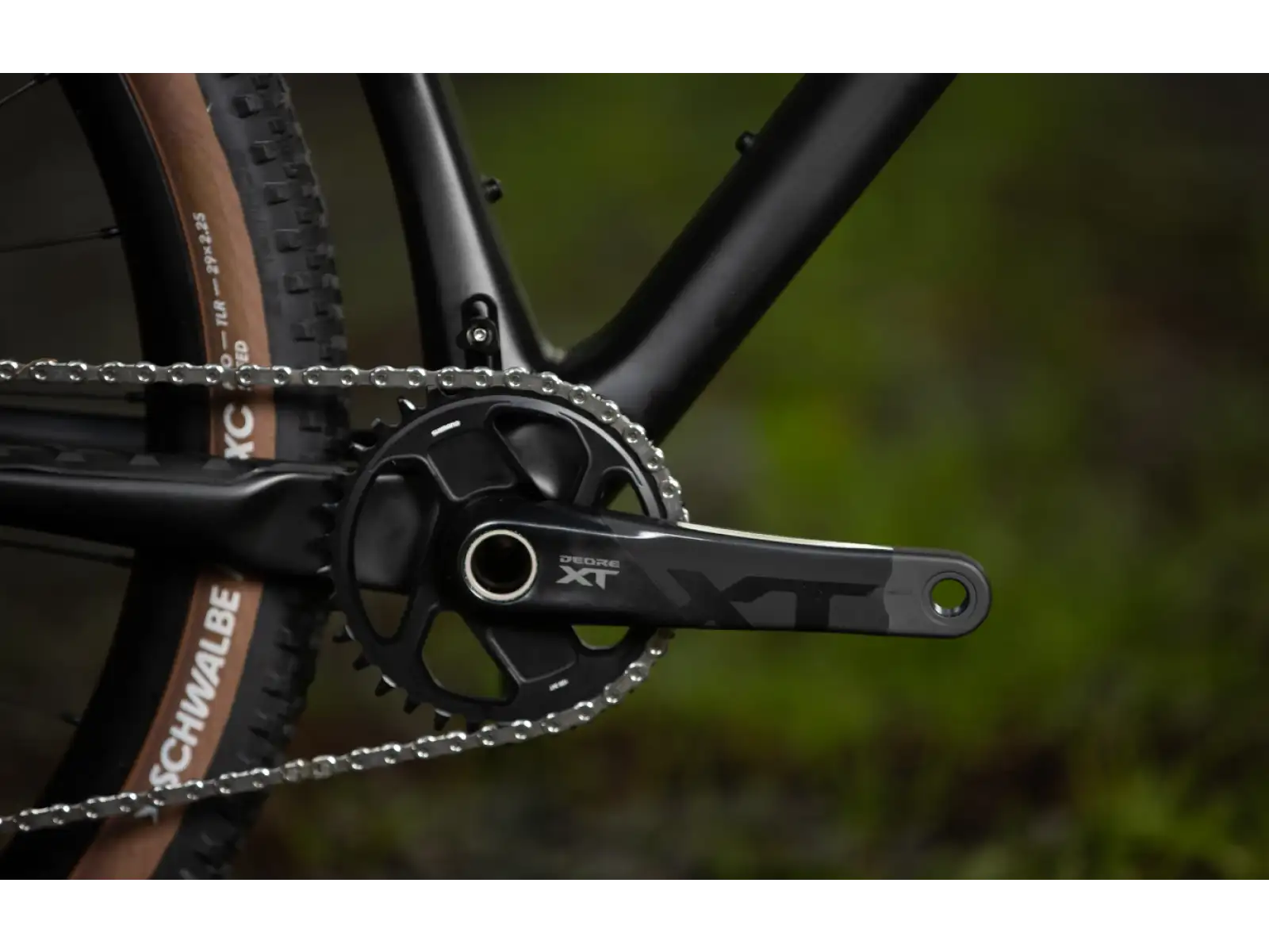 Superior XP 9.8 horské kolo Matte Carbon/Dark Chrome