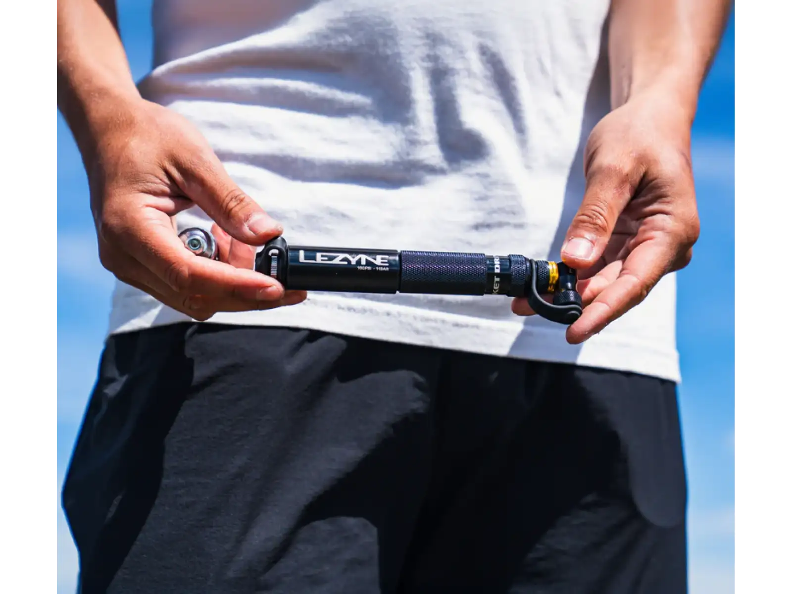 Lezyne Pocket Drive CO2 pumpička + 16 g bombička