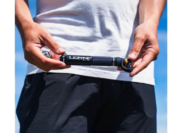 Lezyne Pocket Drive CO2 pumpička + 16 g bombička