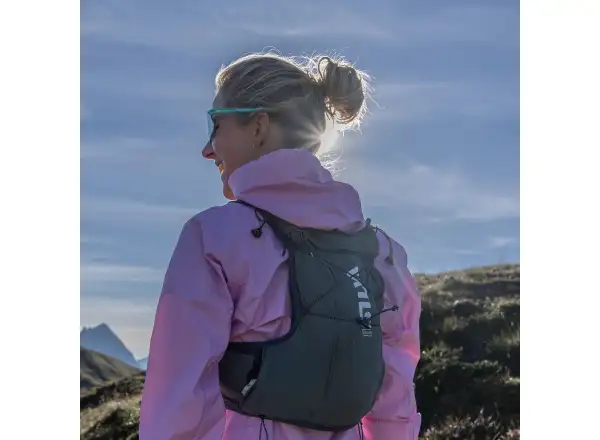 Silva Strive 10 běžecká vesta Green