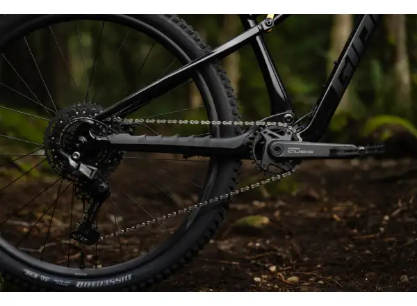 Giant Stance 2026 horské kolo Black