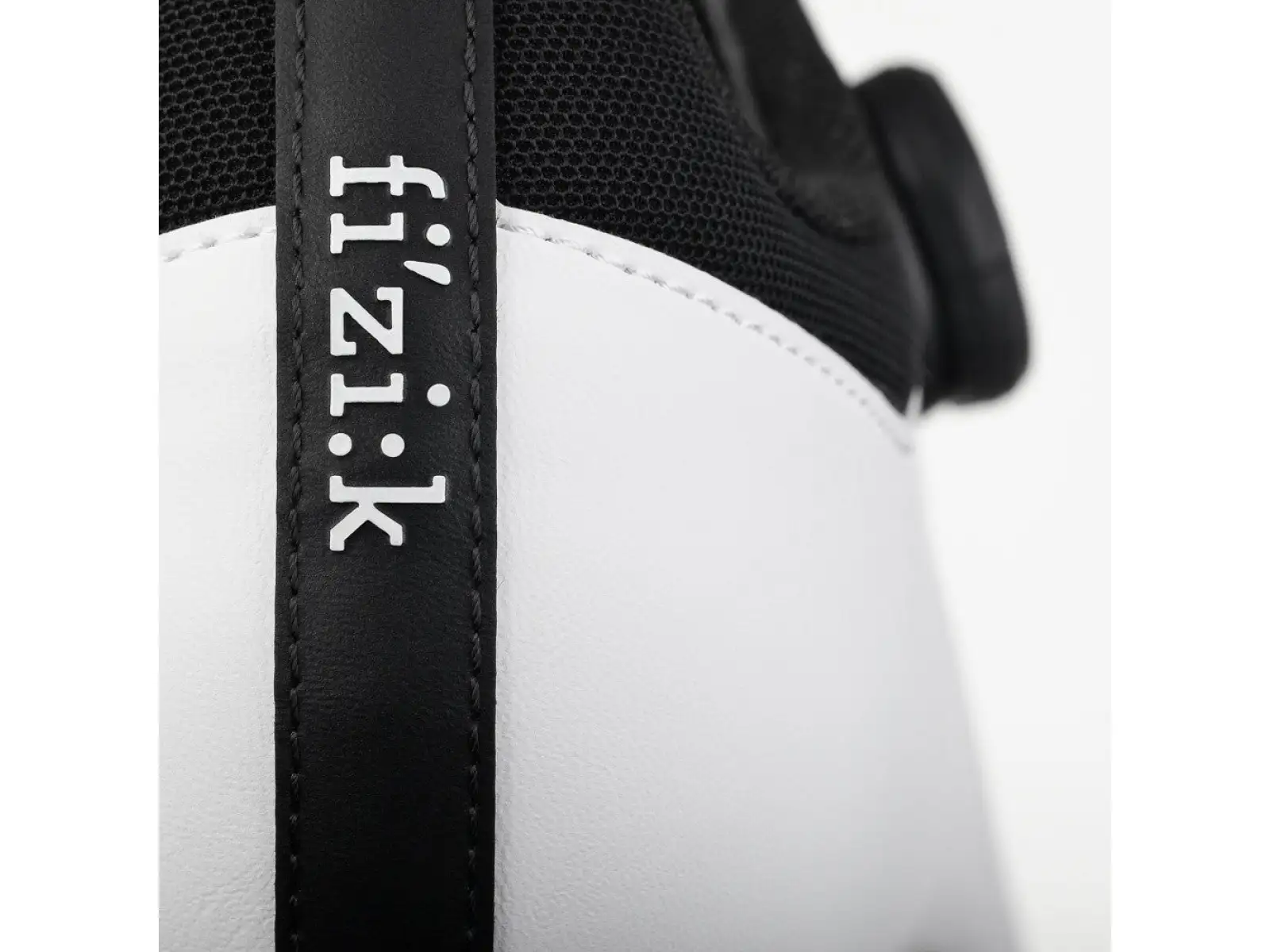Fizik Vento Omna Wide silniční tretry White/Black