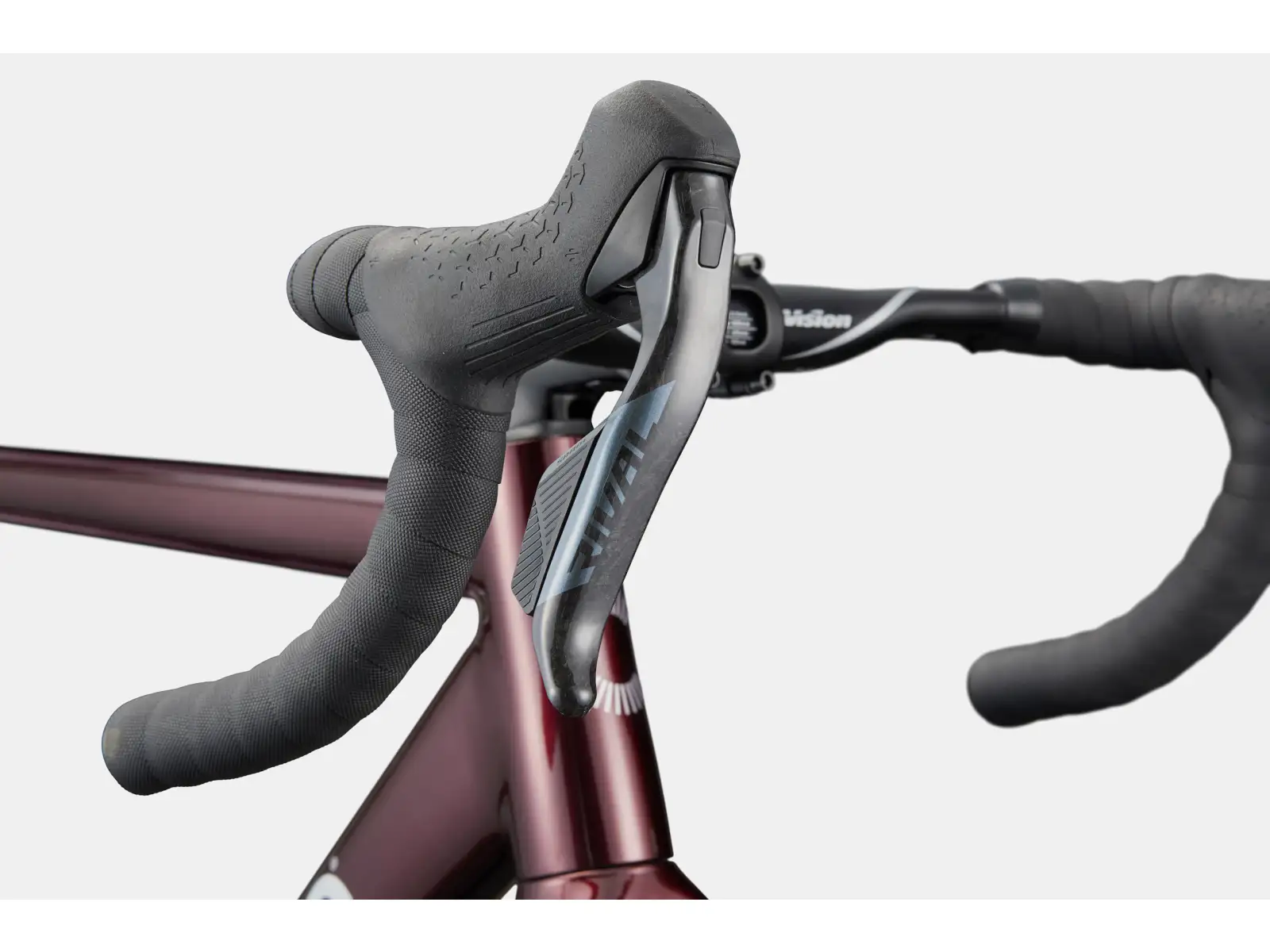 Cannondale CAAD 14 2 silniční kolo Cherry Lacquer (CHL)