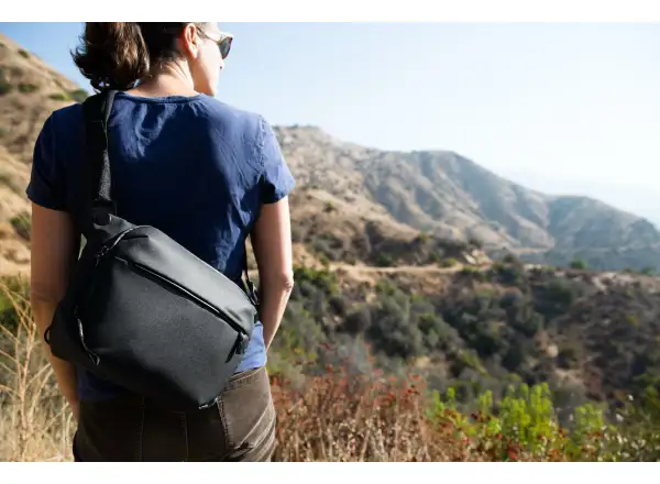 Peak Design Everyday Sling 3 l v2 ledvinka Black