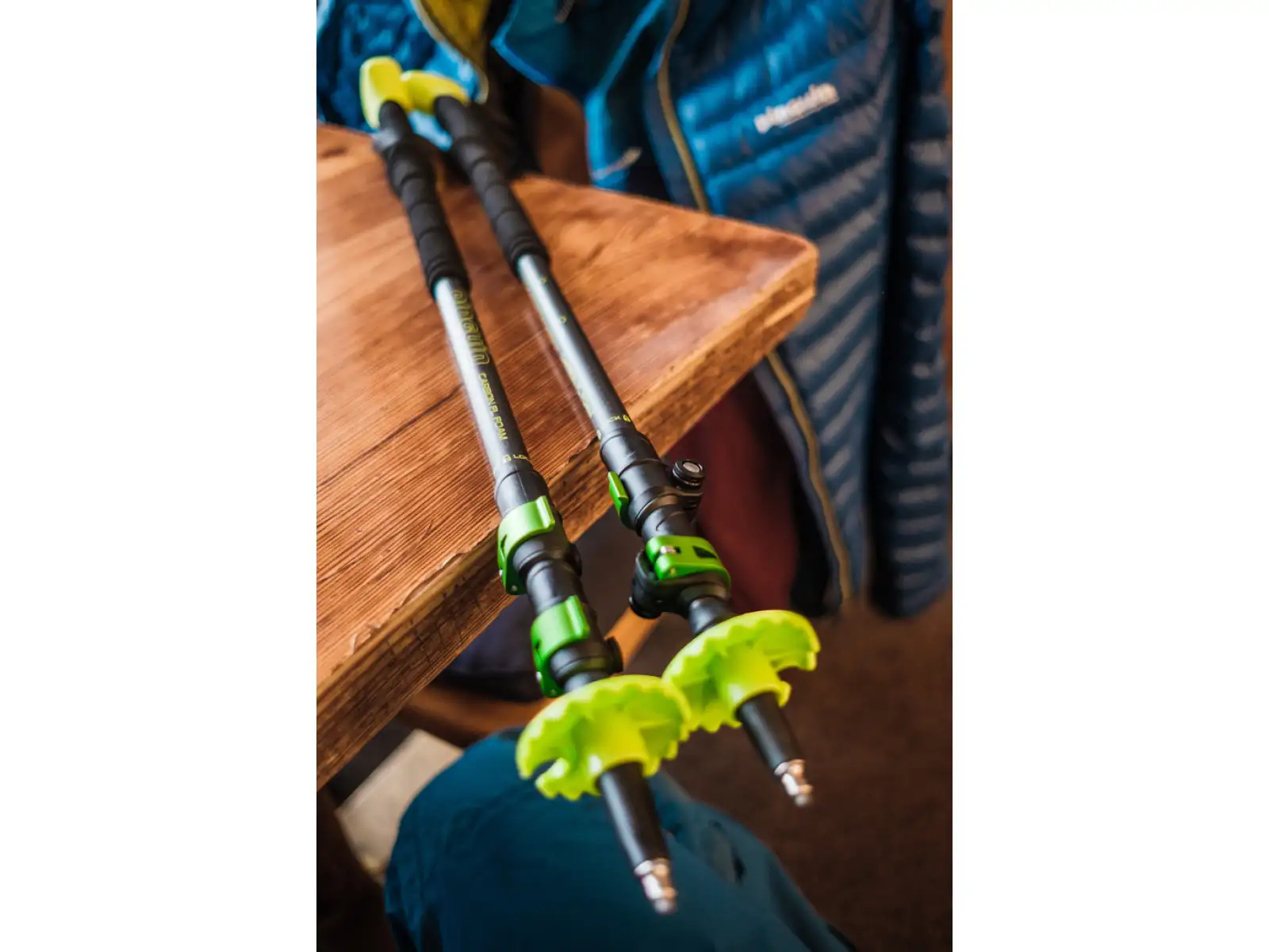 Pinguin Carbon FL Foam turistické hole zelená vel. 64 - 135 cm