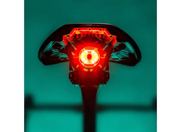 Lezyne Saddle Ai Alert 250 zadní světlo