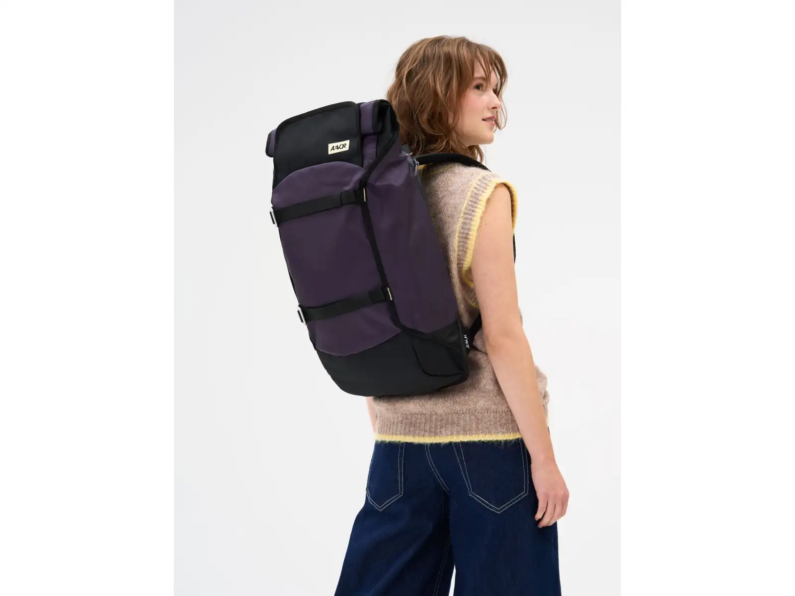 Aevor Trip Pack Proof batoh 33 l Phantom Purple