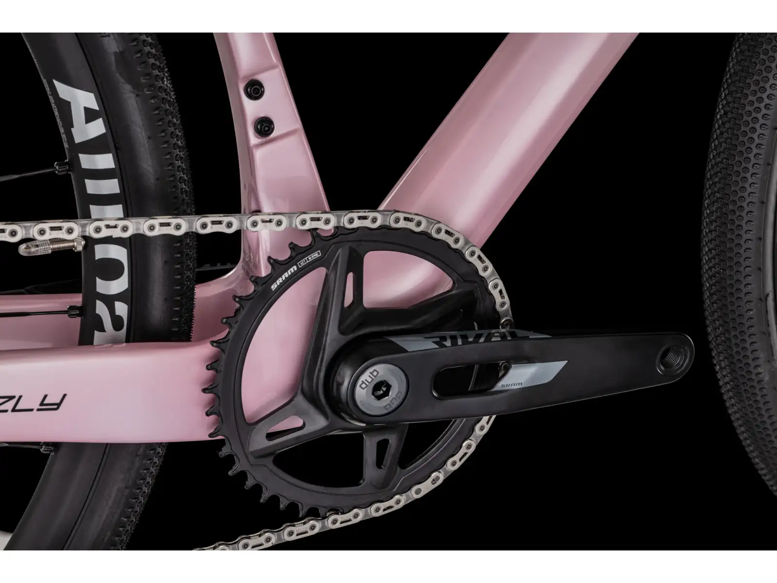 4Ever Grizzly AXS gravel kolo Coral/Black