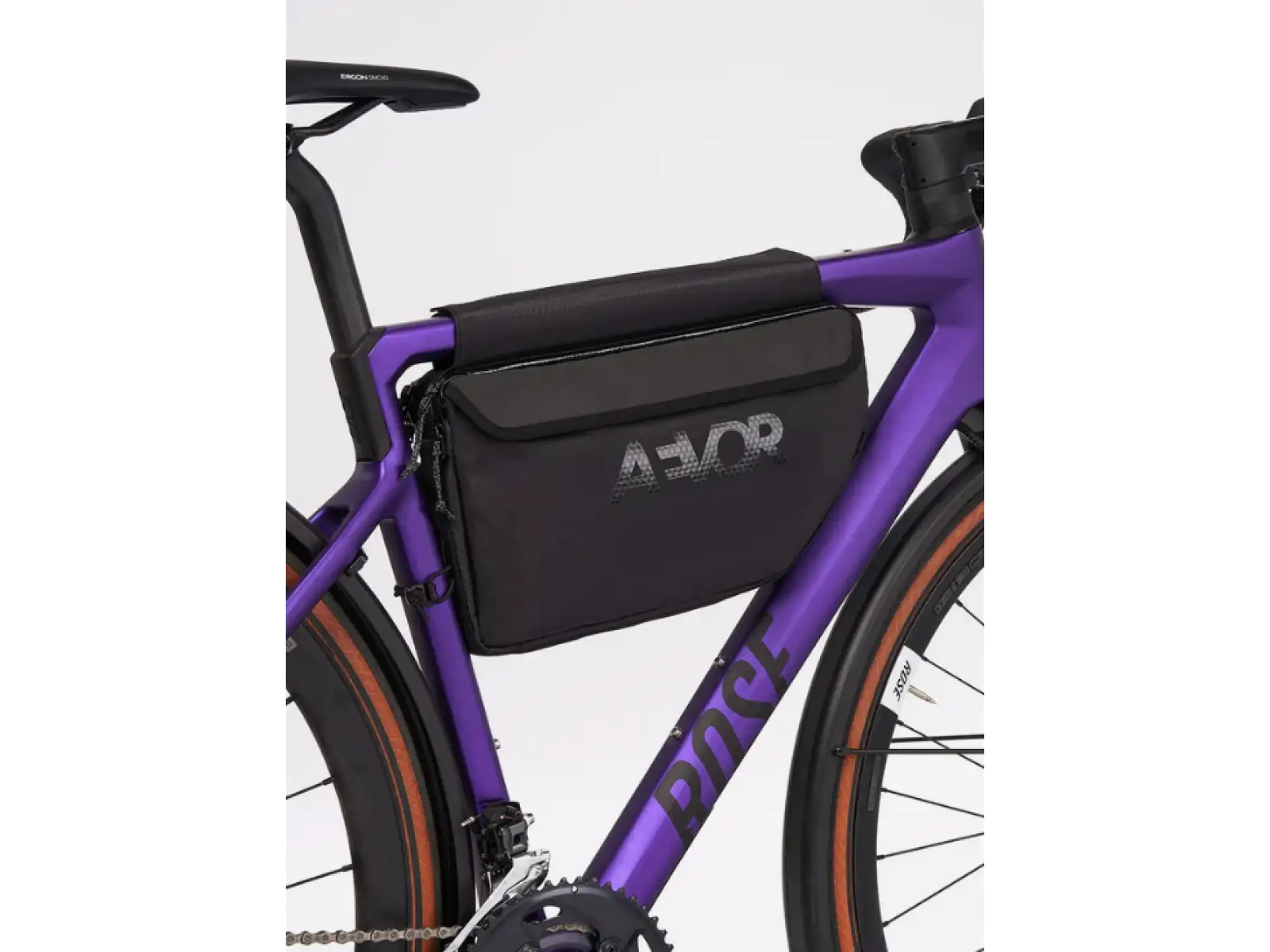 Aevor Bike Frame Bag  Large brašna do rámu / přes rameno Proof Black
