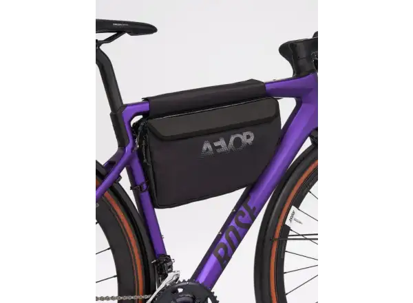 Aevor Bike Frame Bag  XL brašna do rámu / přes rameno Proof Black