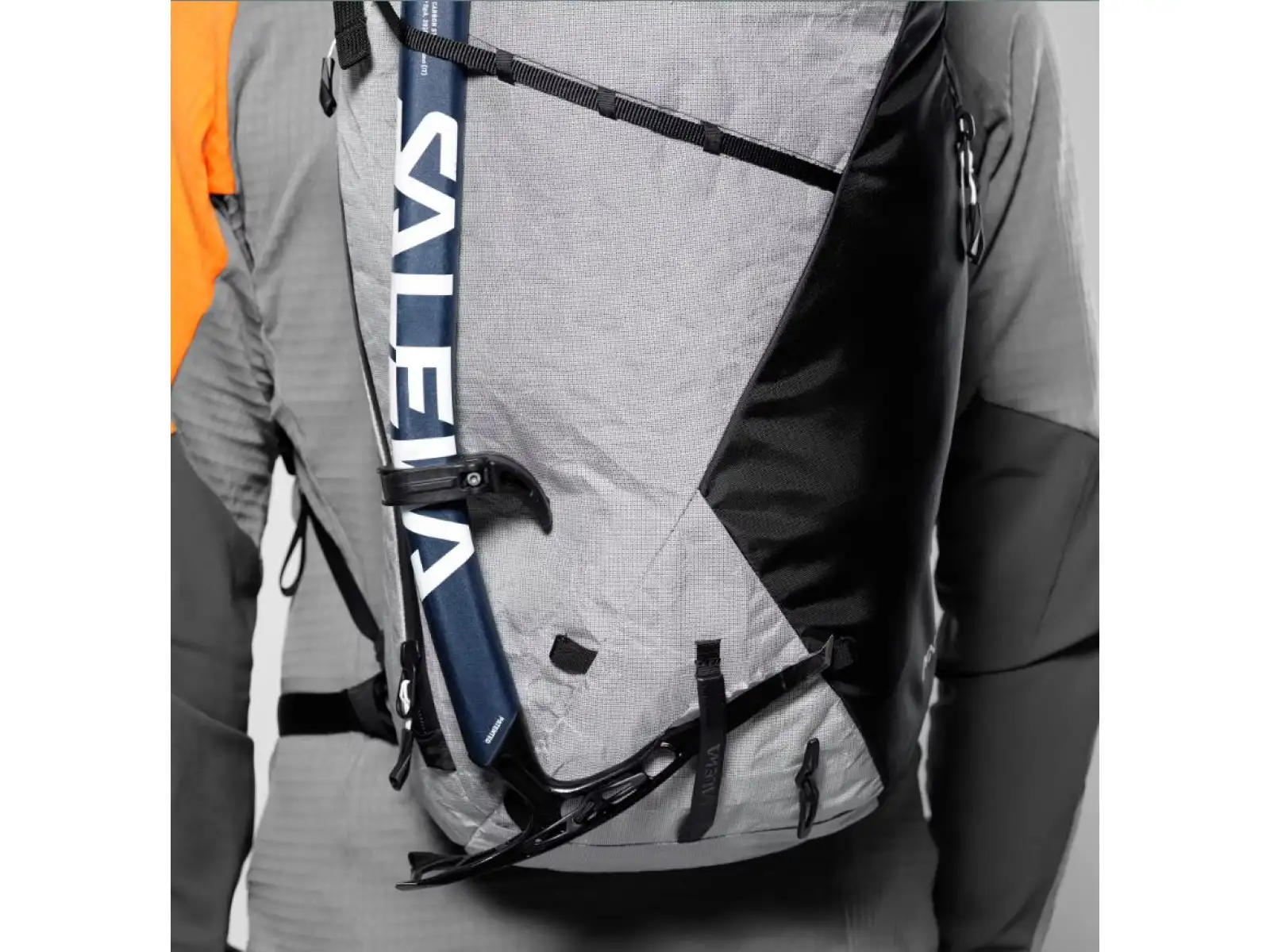 Salewa NXT 32 l batoh alloy/black