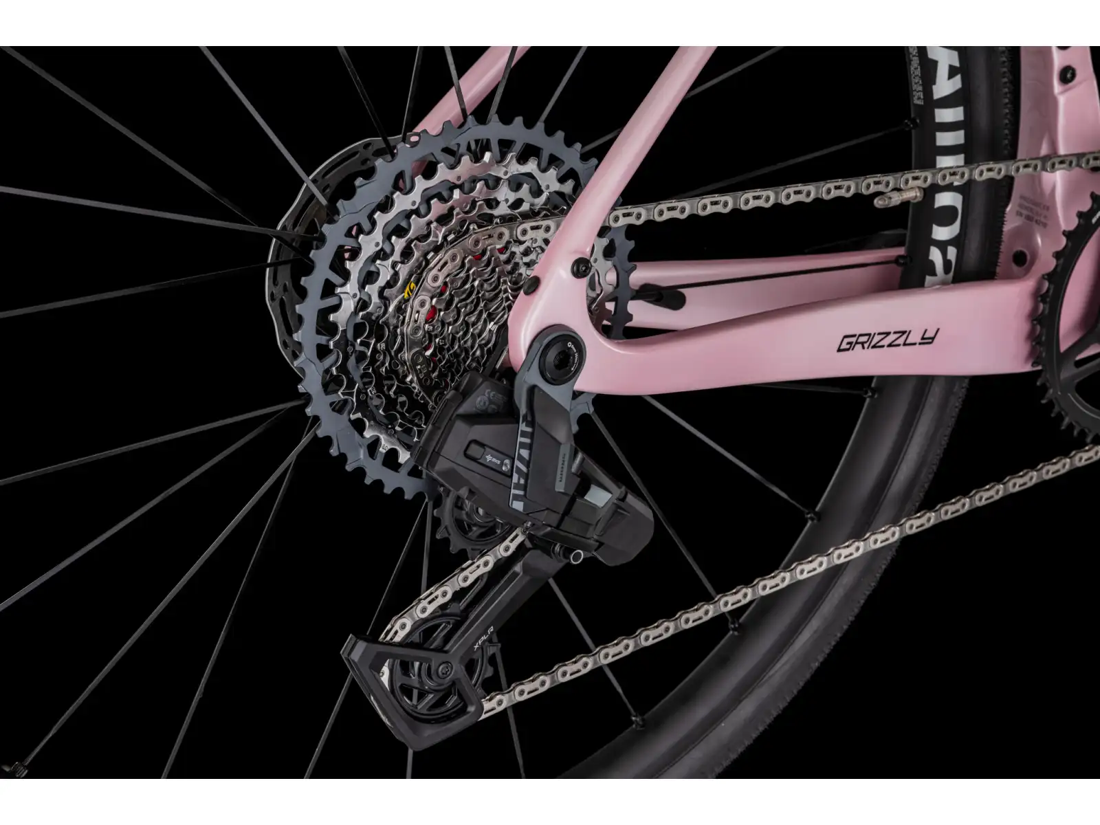4Ever Grizzly AXS gravel kolo Coral/Black