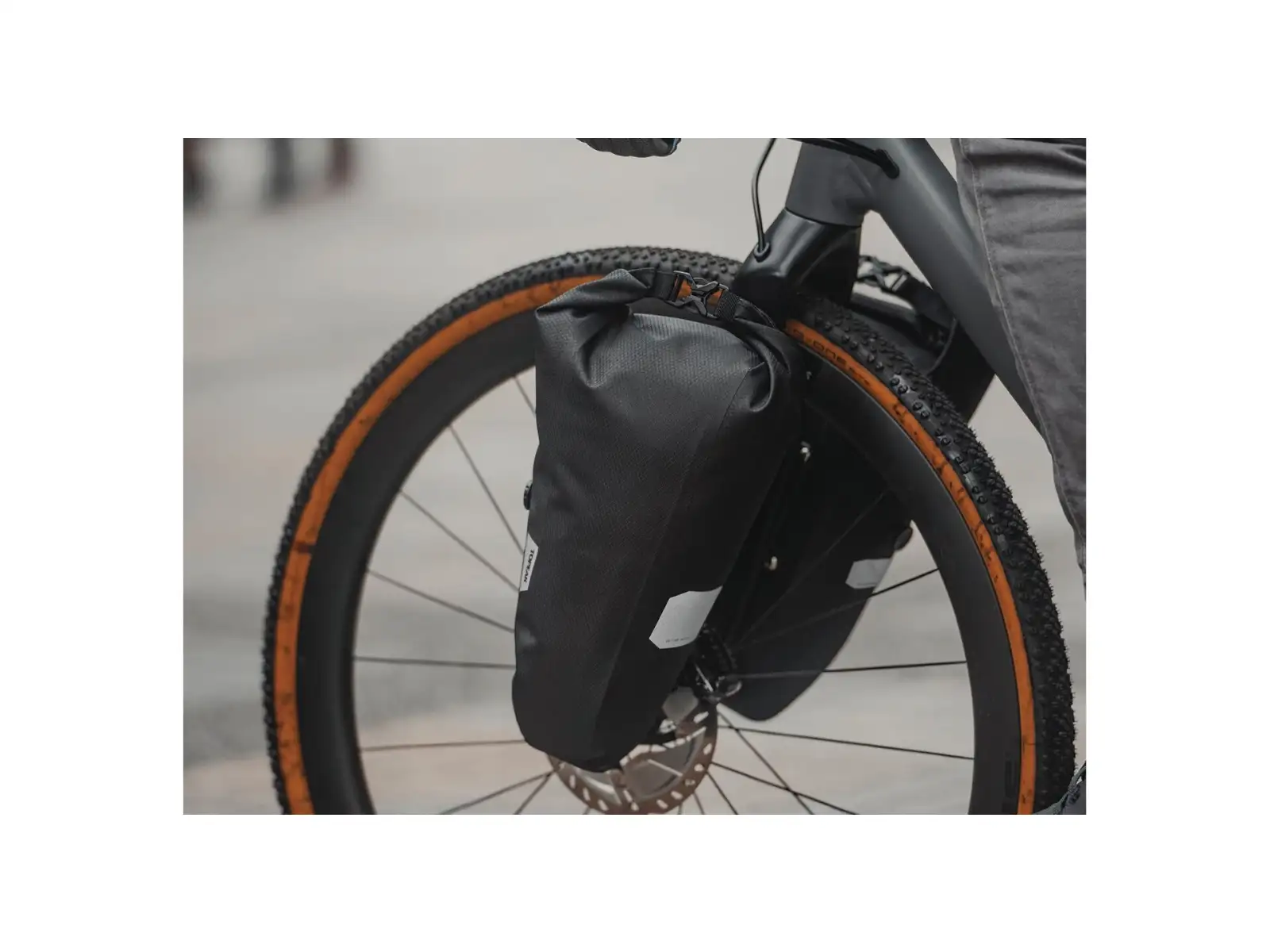 Topeak Fork Drybag 5.8L Bolt-on brašna na vidlici