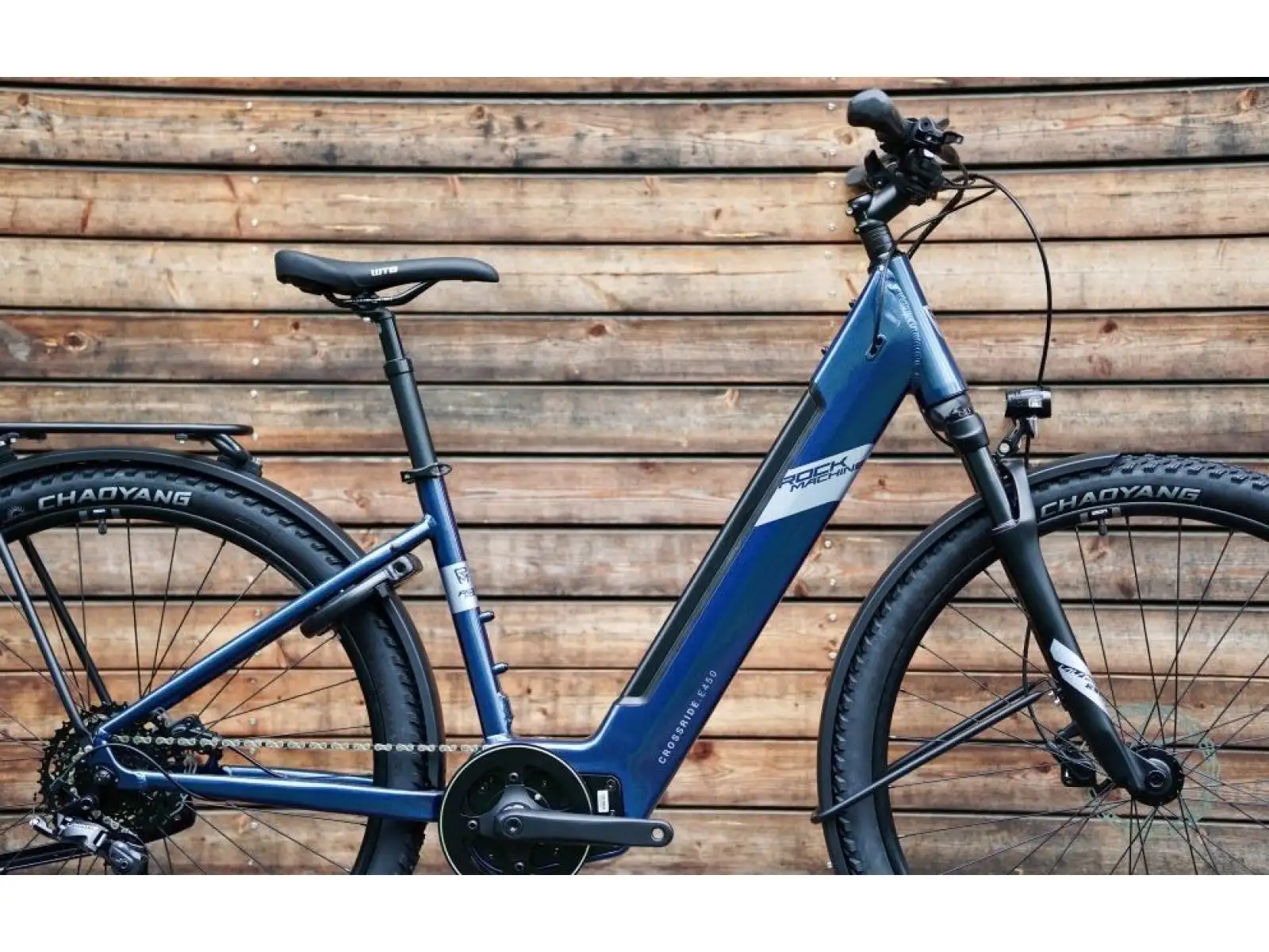 Rock Machine Crossride e450 krosové elektrokolo Gloss Metallic Navy/Silver