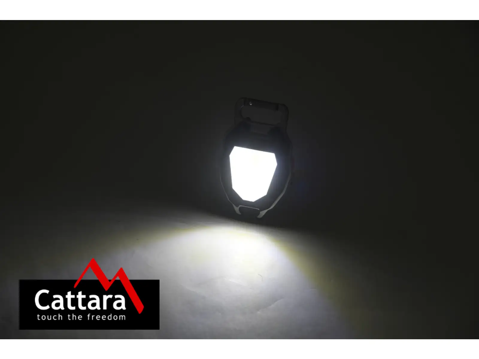 Cattara svítilna COB 560 lm Multi emblem se zapalovačem