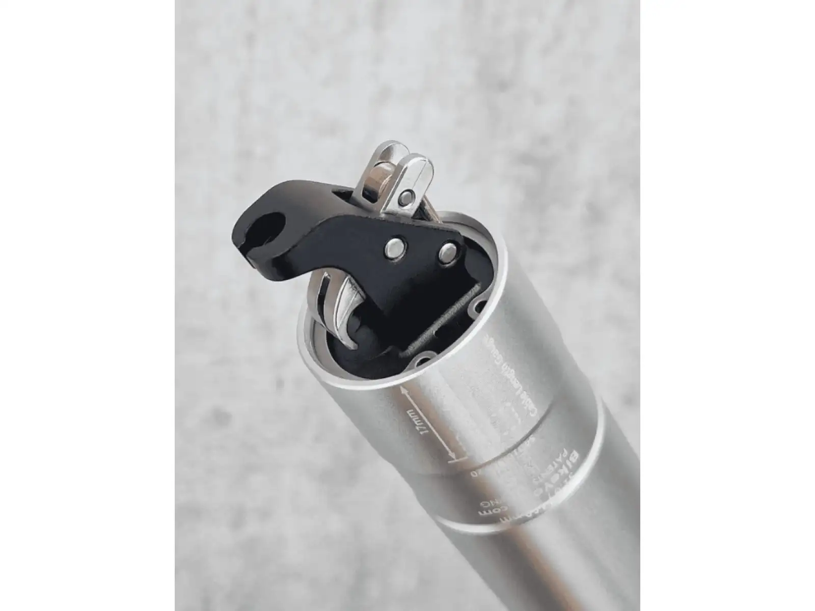 BikeYoke Revive 3.0 Silver Ltd teleskopická sedlovka 125 mm/ 31,6 mm