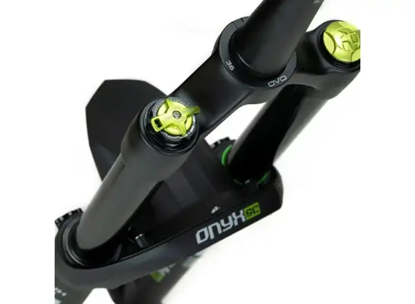 DVO Onyx SC E1 29" odpružená vidlice Black
