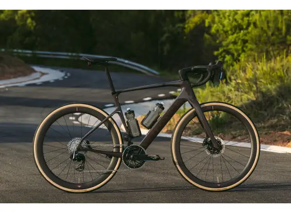 Cannondale Synapse Carbon 2 Smartsense silniční kolo Copper Ore