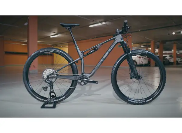 Superior XF 979 RC horské kolo Matte Carbon/Stealth Chrome