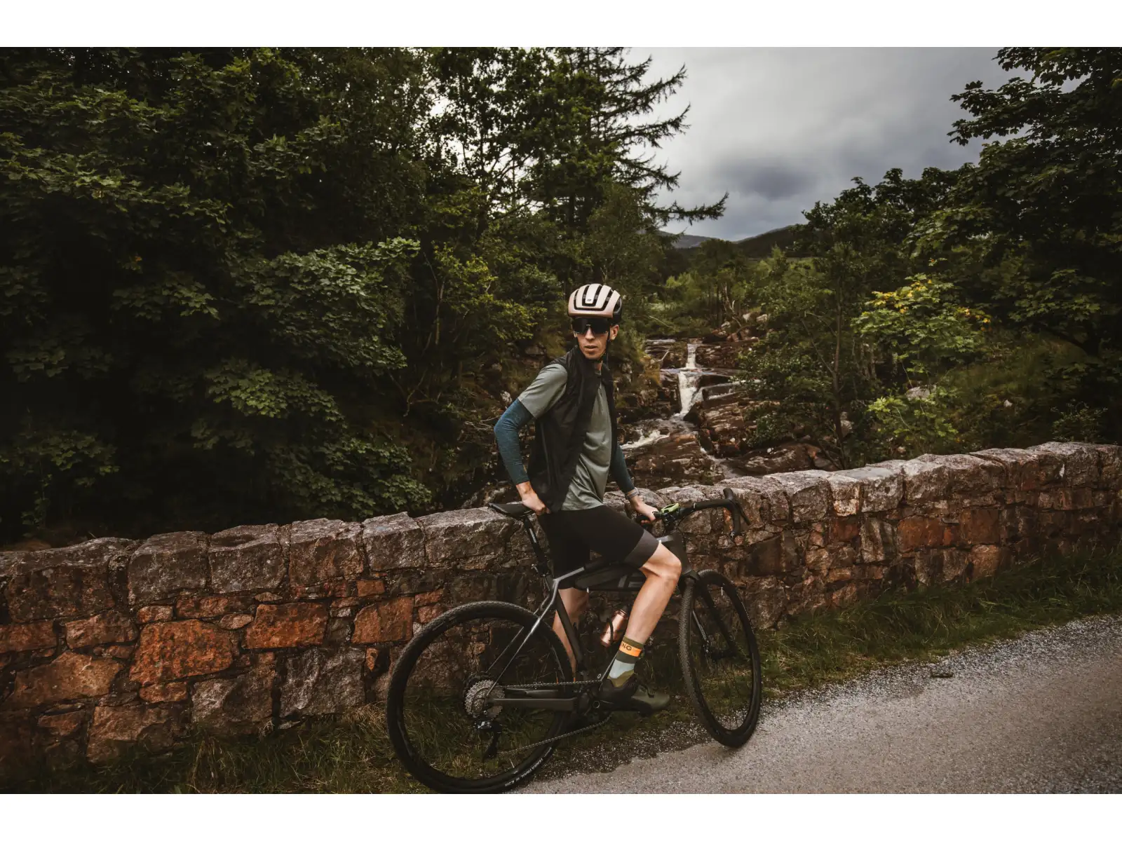 Force MTB Mount pánský dres krátký rukáv Army